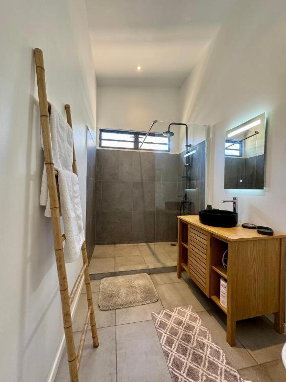 פאפט Tiny House Moorea Hinavai מראה חיצוני תמונה